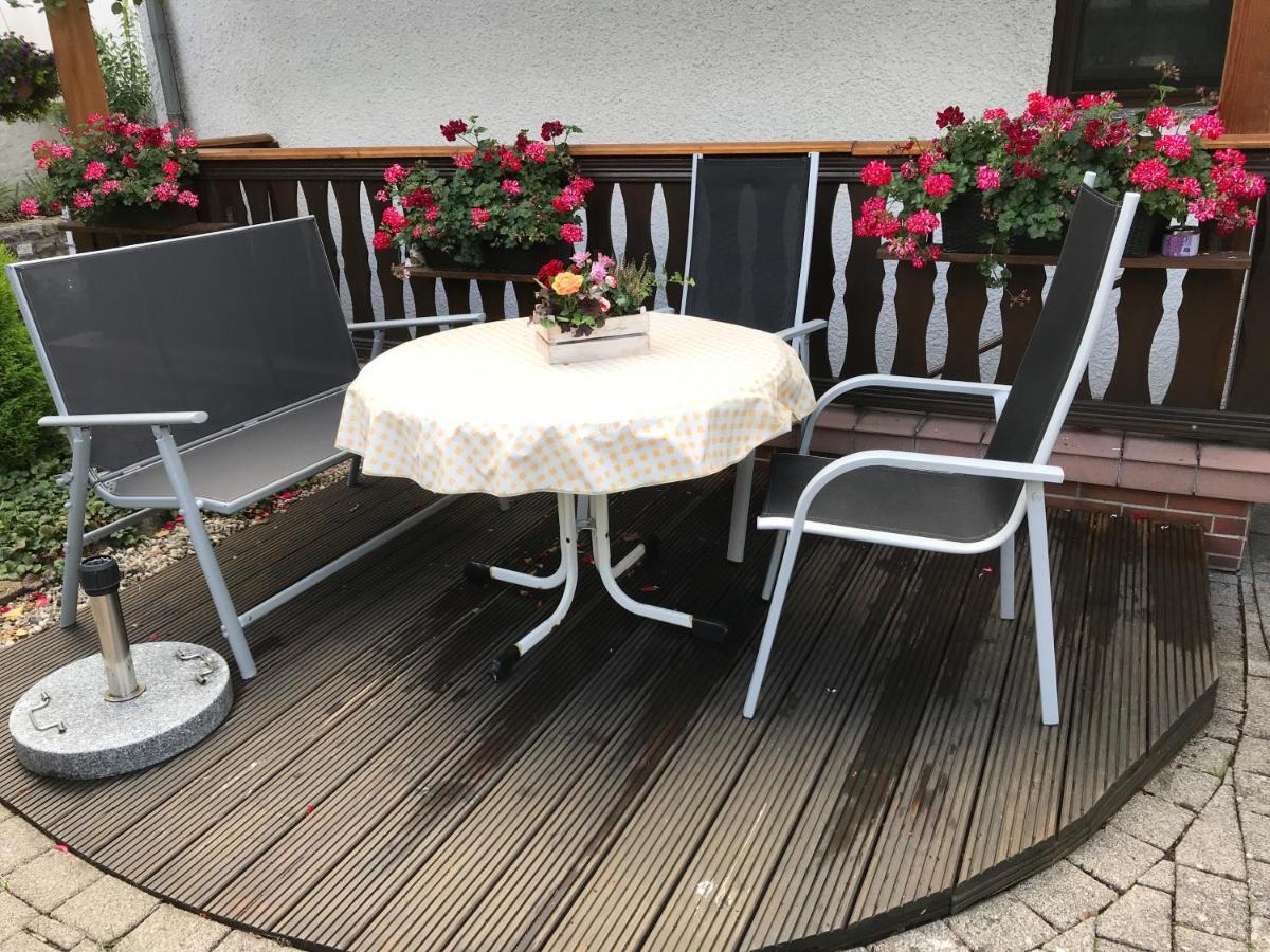 Monteur-/Und Ferienwohnung Diehl Asslar Eksteriør billede
